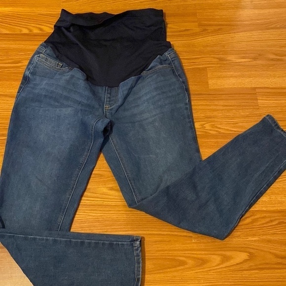 Time and Tru Denim - Time and Tru Maternity Jeans size Small (4-6) (BY)